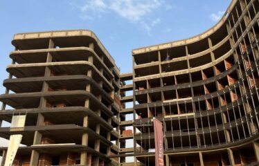 Admin In Opal Business Complex With Installments Over 6 Years